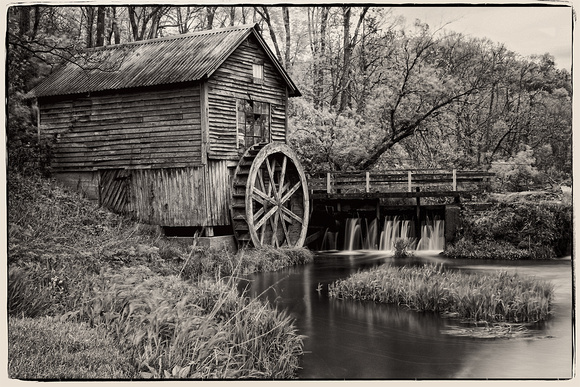 Hyde's Mill with a Vintage Feel to It